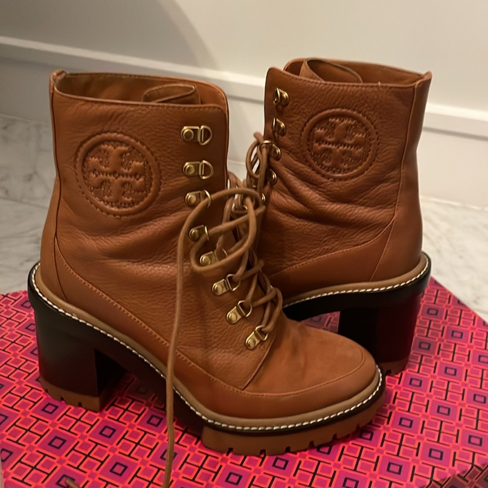 Tory Burch Miller Lug Sole Boots 8.5